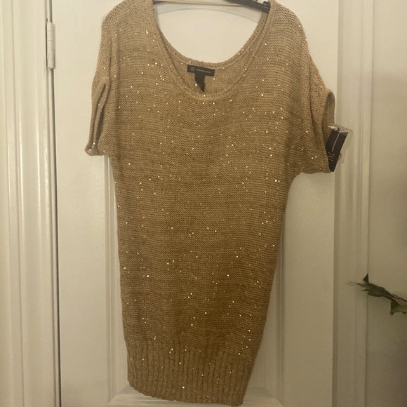 Sparkly INC Gold Top - Picture 1 of 3